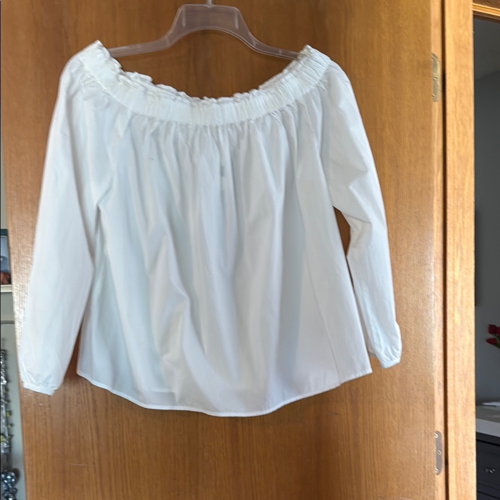 GAP White Ruffled Relaxed Blouse